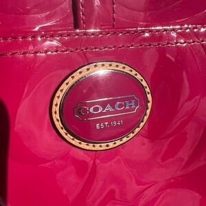 Chic Pink Patent Leather Coach Tote – Excellent Condition!